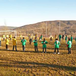 equipos verde y amarillo