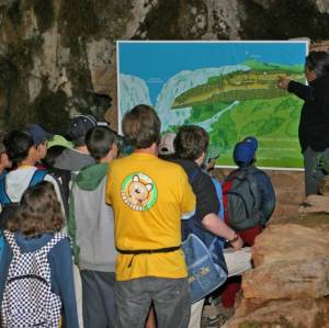 Excursión a la Cueva de Valporquero