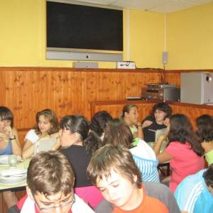 Cena en el campamento comida casera