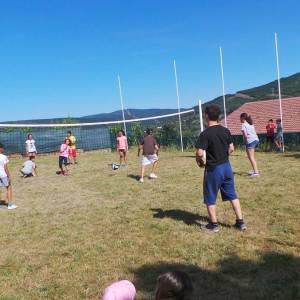 Viernes de clases de inglés y deportes