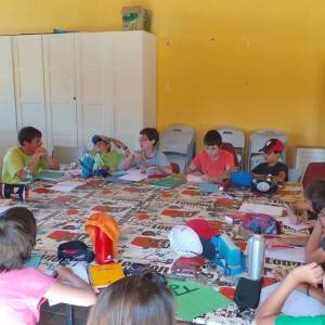 Lunes de clases de inglés en el camp