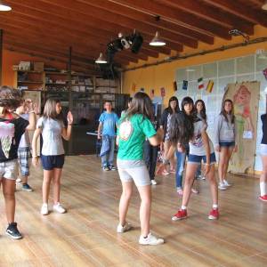 Campamentos de inglés y bailes