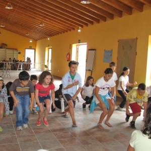 Campamentos de inglés y bailes