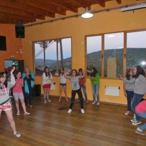 Campamentos de inglés y bailes