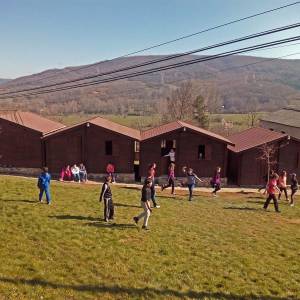 encuentro de colegios en el campamento