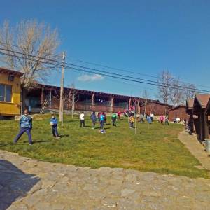 encuentro de colegios en el campamento