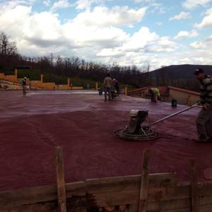 pista de baloncesto roja