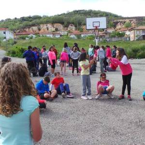 tarde de juegos con los profes